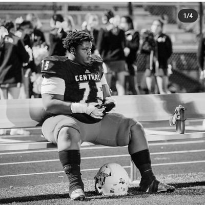 |Wisconsin|c/o2022 |NOSE TACKLE| |6’0 330| brookfield Central high school #75