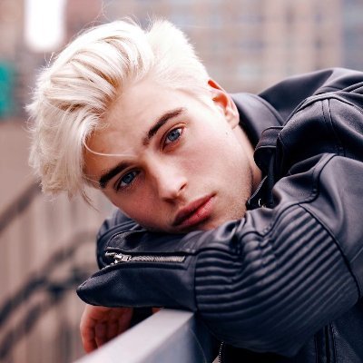 I'm not always the bad guy. | fan account/not the person in my profile pic | Admin is 18 |
