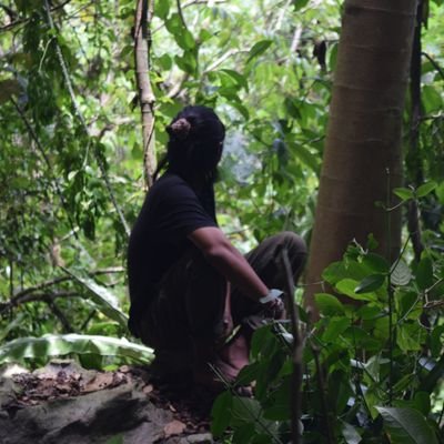 cacat logika membuatmu buta tanpa kamu sadari
/mengkritisi jiwa dan nalarmu sendiri
buku_kopi_Nusantara
SELENOPHILE