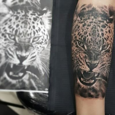 julians906's profile picture. 