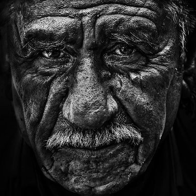 متخصص في قنص النسب
مضارب لحظي لا اطرح توصيات شراء او بيع
أجتهاد شخصي مبني على تحليل
وَمَا تَوْفِيقِي إِلَّا بِاللَّهِ ۚ عَلَيْهِ تَوَكَّلْتُ وَإِلَيْهِ أُنِيبُ