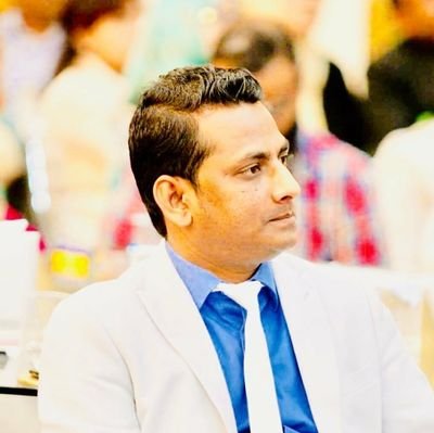 MerajAshraf's profile picture. Blogger @AshrafiBlog | Dubai 🇦🇪 | Alig 🎓| MBA 🎓 | (Tweets r personal 😉)