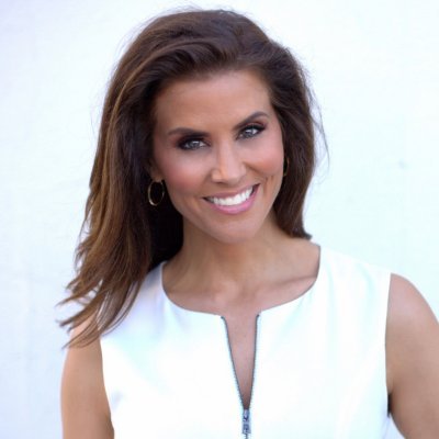 Emmy Winning TV News Anchor, Keynote Speaker, Former Miss USA, Founder of @BeKindAndCo 💜