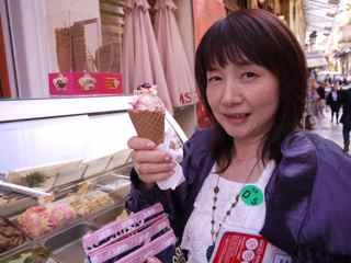 mamatengallon's profile picture. 横浜出身、今は長野県 #乗鞍高原 で #テンガロンハット #バウムクーヘン工房 #ヤムヤムツリー #サウナN+ を経営♪ #旅行 #サウナ #映画 #読書 #スキー #スノボ #スキューバダイビング #パッチワーク #ビーズワーク #編み物 #刺繍 #ハワイ #ディズニー #クルーズ 大好き❣️