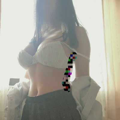 欲求に忠実。プレイに禁忌無しの清楚系ビッチ。リプ・フォロは気まぐれ。エッチな写真は撮ってもらう派。性欲と体力ある人が好き。
こっちも絡んで❤️▷▶▷https://t.co/3GYcEnSGfX