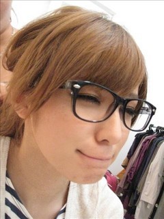 都内某web制作会社でデザイナーをしています☠
いろんな情報をツイッターから吸収したいとおもいます♥
よろしくね☹☹☹