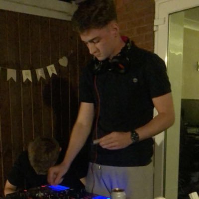 ChickenChopLuey's profile picture. take the cannoli