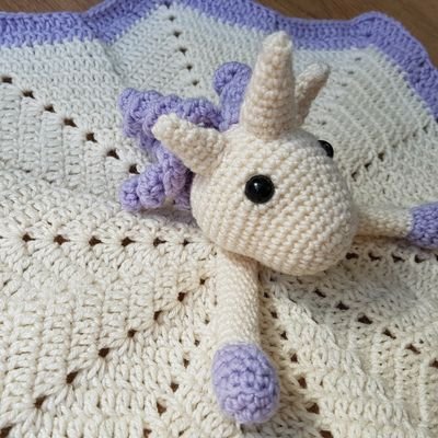 PurlCrochet's profile picture. Handmade items made with love ❤ sold to fund my insatiable yarn obsession! 🧶
https://t.co/BPlA8uIVMA