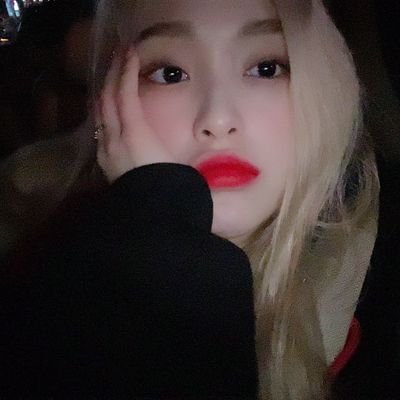 alcrenyan's profile picture. wyprowadzka;-)