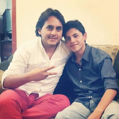 Libre Ejercicio De Profesión... Tres Dimensiones... Abue de Emiliano el peque NANUCO!