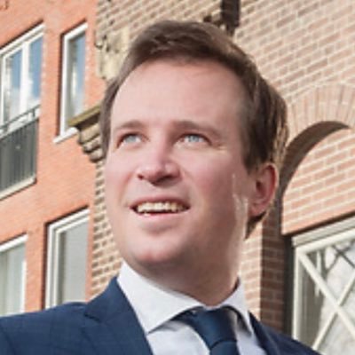 Directeur Beleid & Energietransitie bij Netbeheer Nederland. Vitale energie-infra als randvoorwaarde voor duurzame groei. Op persoonlijke titel