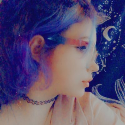 lilrivercrone's profile picture. aqua sun/moon/jupiter/uranus - leo rising - cap mercury/venus/neptune 💛🪐✨Annemarie