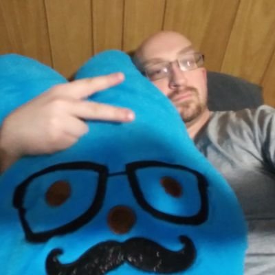 Obi_Shaun's profile picture. Just a regular bald guy, with a regular life & an average paying job who occasionally has some thoughts about stuff.