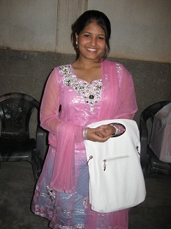 Fun loving,luv to hangout wid friends nd luv my family vry much