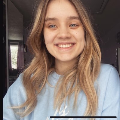 nataliejh583's profile picture. YouNow Partner