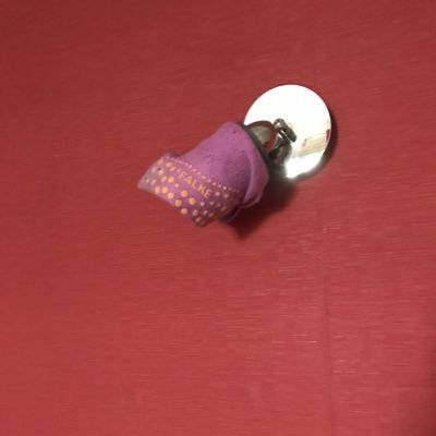 CoomeUniik's profile picture. Errance, rêve de calme et de grotte ronde, secouée de frissons #lecture #poésie #rêves