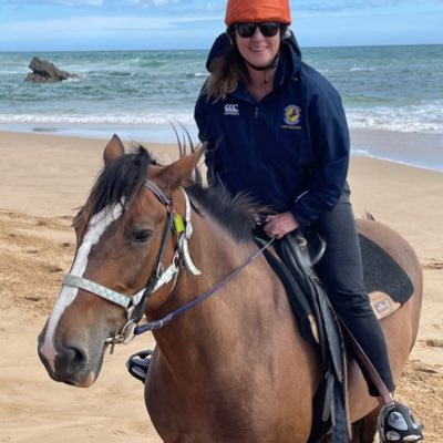 julie90078064's profile picture. 