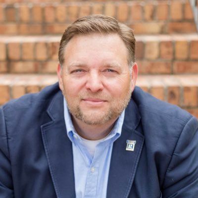 Broker for Robert Binion Real Estate serving Milledgeville, GA and Lake Country. Licensed Real Estate Instructor