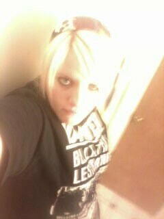 Sammiepookins's profile picture. I'm sam i dont really care what u think but if u agree with me then we'll get a long just fine