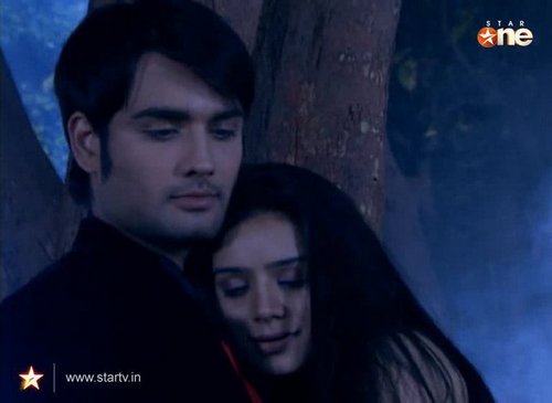 i'v made dis account only fr following vivian dsena...!!!