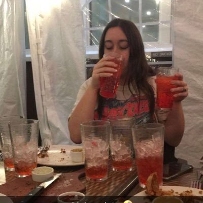 lexie_bug41405's profile picture. Not sure how to use Twitter but here I am ;)