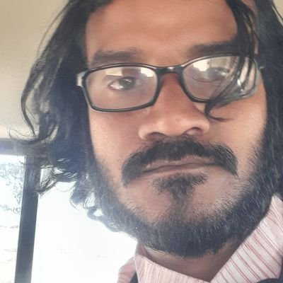 मैं जंगल में रहता हूॅं, जंगल से प्यार करता हूॅं। चाहे कोई मुझे जंगली कहे।
