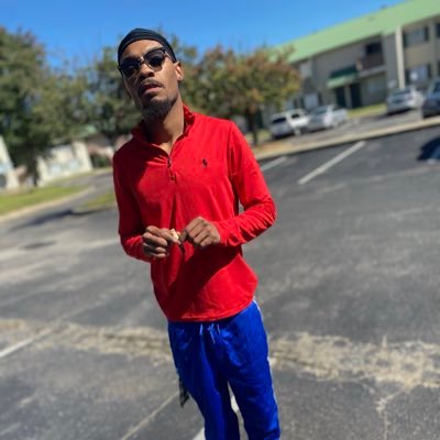 OnTopOfMyGrind's profile picture. #SC:Swaggdad14 👻👻