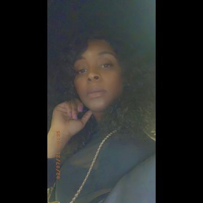 Prettiie_Brownn's profile picture. 