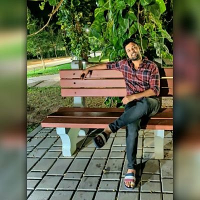 RakeshSantosh00's profile picture. 