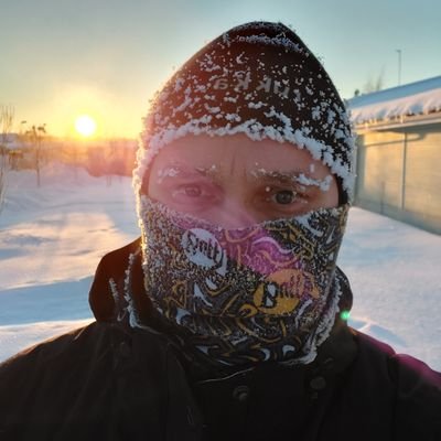 Writer of #MaailmanTutkijat and #TheOzoneDiary. Atmospheric scientist at @IlmaTiede.
Tweets about #science, #comics, #cycling and other important things.