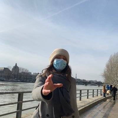 laura__vln's profile picture. #digital #communication #socialmedia