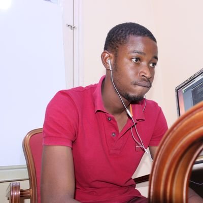 AmsaDara's profile picture. Informaticien Développeur web