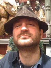 pineromira's profile picture. 