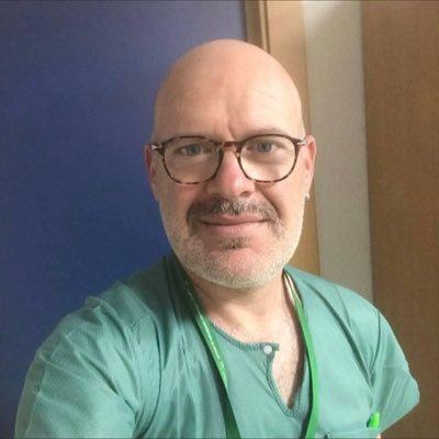 Advanced Endoscopist at Virgen de las Nieves University Hospital, Granada. In love with ERCP, EUS and ESD. Always working to be a better doctor and person.