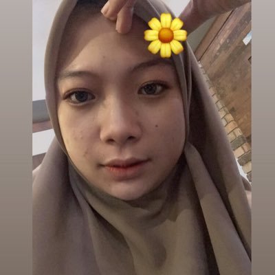 euisnj__'s profile picture. hai apa kabar, sayang?