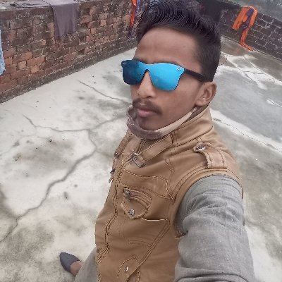 Mohamma92378015's profile picture. I'm a student