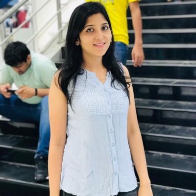 B.TECH (E&C), I LUV BIENG IN PRESENT.......