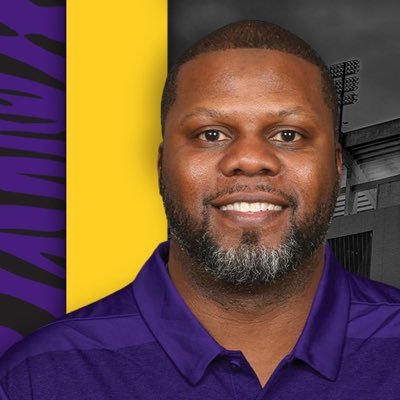 Coach Daronte Jones Profile