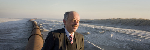 Ir TW. Vml. hoofdinspecteur-dir. Water, directeur Rivieren en docent. Scenario-, systeem- en beleidsanalyse. Omgaan met onzekerheden. Ethos, logos, pathos.