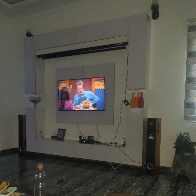 Yomi91220849's profile picture. Believer of divine power and grace