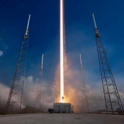 @Tesla electric cars, giant batteries and solar
@SpaceX designs, manufactures and launches the world’s most advanced rockets and spacecraft