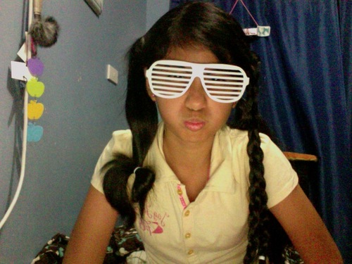 A Simple Fangirl; An Upcoming Junior. :) A Loud & Proud Filipina. (: friendly & sweet girl :) Follow me if you want. :P