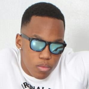 VhoChef's profile picture. Young musician🔥🔥