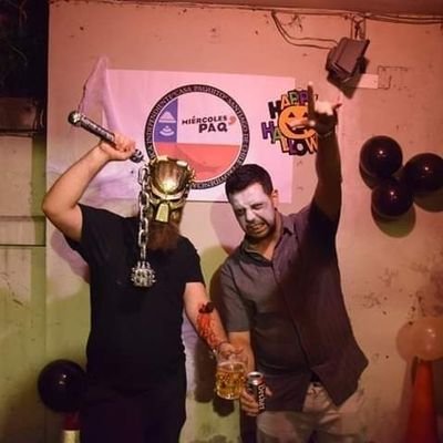 Desde 1995 dando la nota y aún no he conseguido afinar ni una... A mi ritmo, como todo lo que hago. Disculpen las molestias.