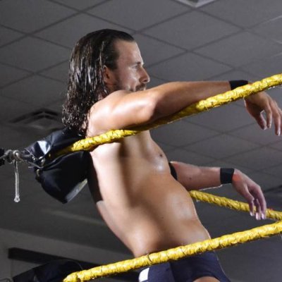 ✭ Commentary account of @AdamColePro. That's all. ✭