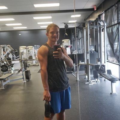 Kevinnllee's profile picture. 