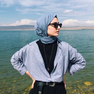esranuralkis's profile picture. ⁣ Yaşadığın hayatı sev. Sevdiğin hayatı yaşa 🍀❣️