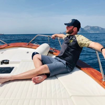 k_de_'s profile picture. Swing Trading | Crypto | Build yourself FIRST