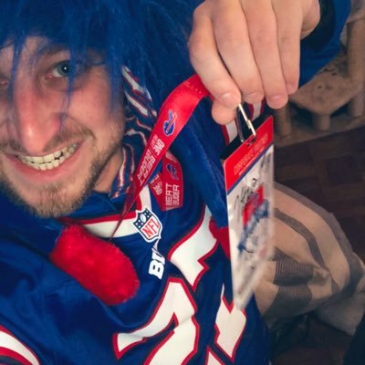 Die hard Buffalo Bills fan. Co-host of @TheWanderingBuf podcast | content creator for @buffaloFAMbase | Go Bills!