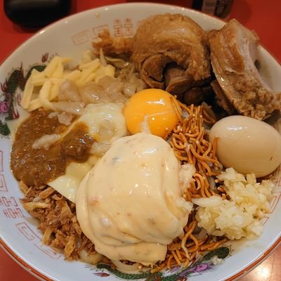 ラーメン専用垢！！

でも、糖尿病になったからラーメン控えよう！
無言フォロー失礼します！